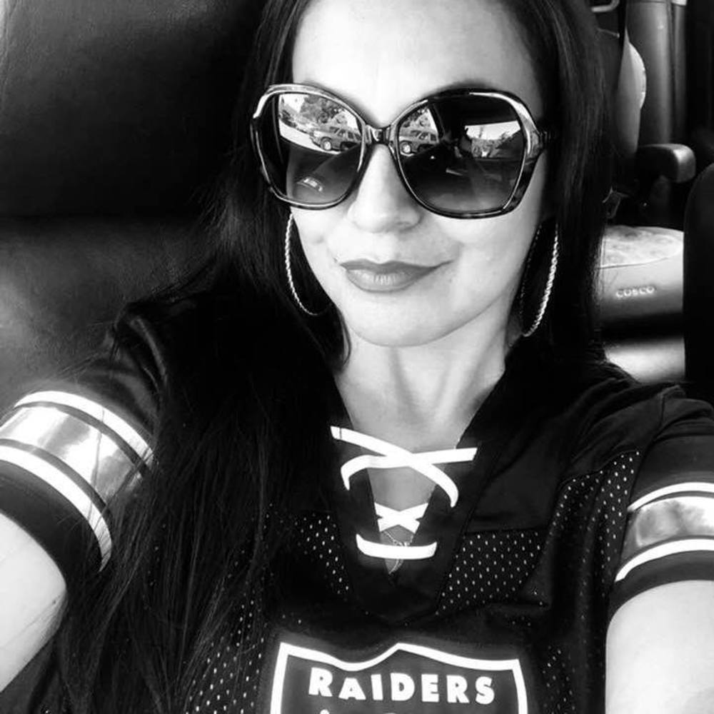 Meet your Posher, Celina